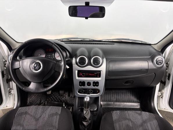 Renault Logan I Рестайлинг с пробегом 2014 года, цена 765 000 рублей, 87402 км, седан, Автокод Объявления