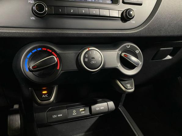 Kia Rio IV с пробегом 2018 года, цена 1 249 900 рублей, 126458 км, седан, Автокод Объявления