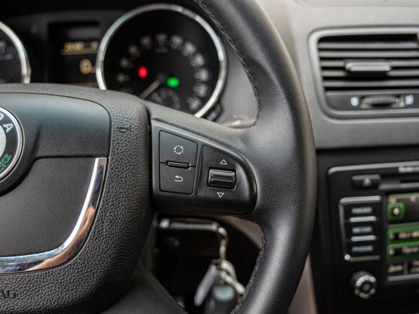 Skoda Yeti I с пробегом 2012 года, цена 850 000 рублей, 216061 км, внедорожник, Автокод Объявления