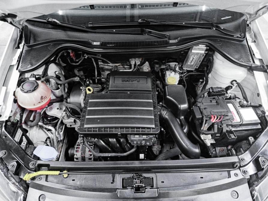 Volkswagen Polo V Рестайлинг Казань  - изображение 11