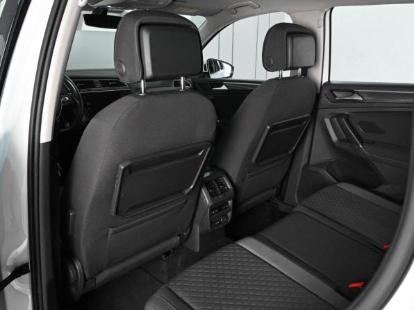 Volkswagen Tiguan II с пробегом 2018 года, цена 2 329 000 рублей, 131458 км, внедорожник, Автокод Объявления