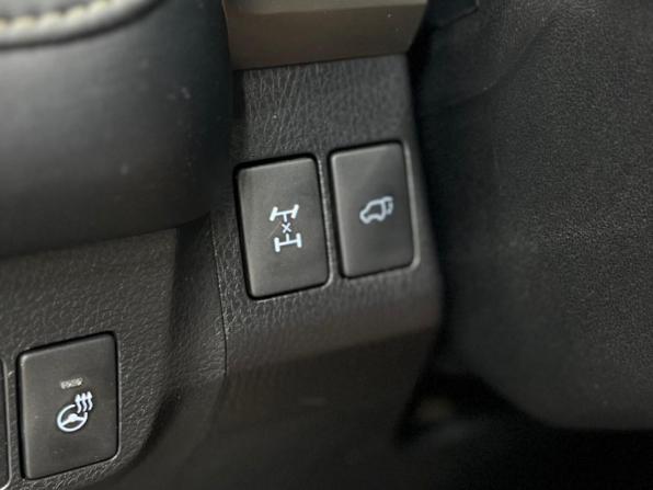 Toyota RAV4 IV (XA40) Рестайлинг с пробегом 2019 года, цена 2 799 000 рублей, 159684 км, внедорожник, Автокод Объявления