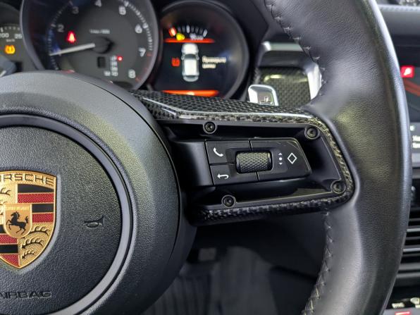 Porsche Macan I Рестайлинг 2 с пробегом 2022 года, цена 6 900 000 рублей, 74465 км, внедорожник, Автокод Объявления