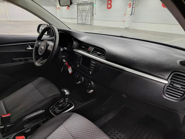 Kia Rio IV с пробегом 2018 года, цена 1 399 000 рублей, 167000 км, хэтчбек, Автокод Объявления