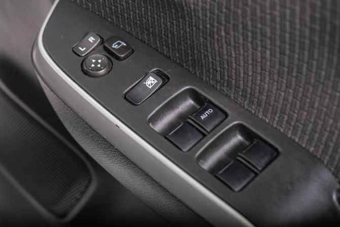 Suzuki Solio III с пробегом 2019 года, цена 1 129 000 рублей, 162800 км, микровэн, Автокод Объявления