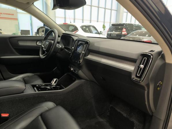Volvo XC40 I с пробегом 2021 года, цена 2 830 000 рублей, 76612 км, внедорожник, Автокод Объявления