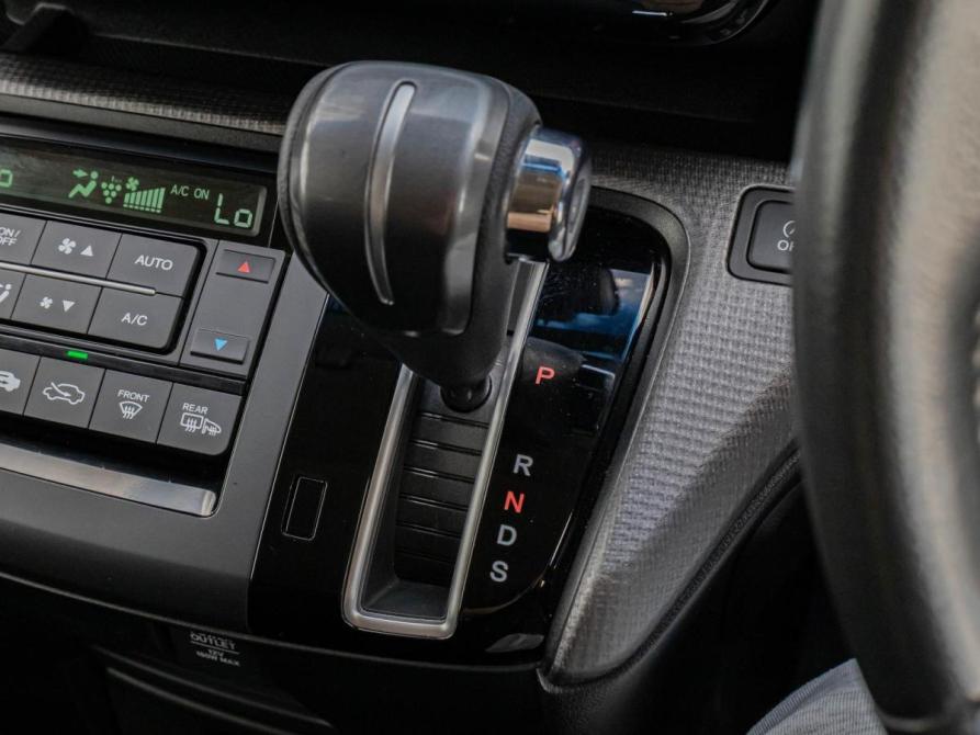 Honda Stepwgn V Рестайлинг Краснодар  - изображение 19