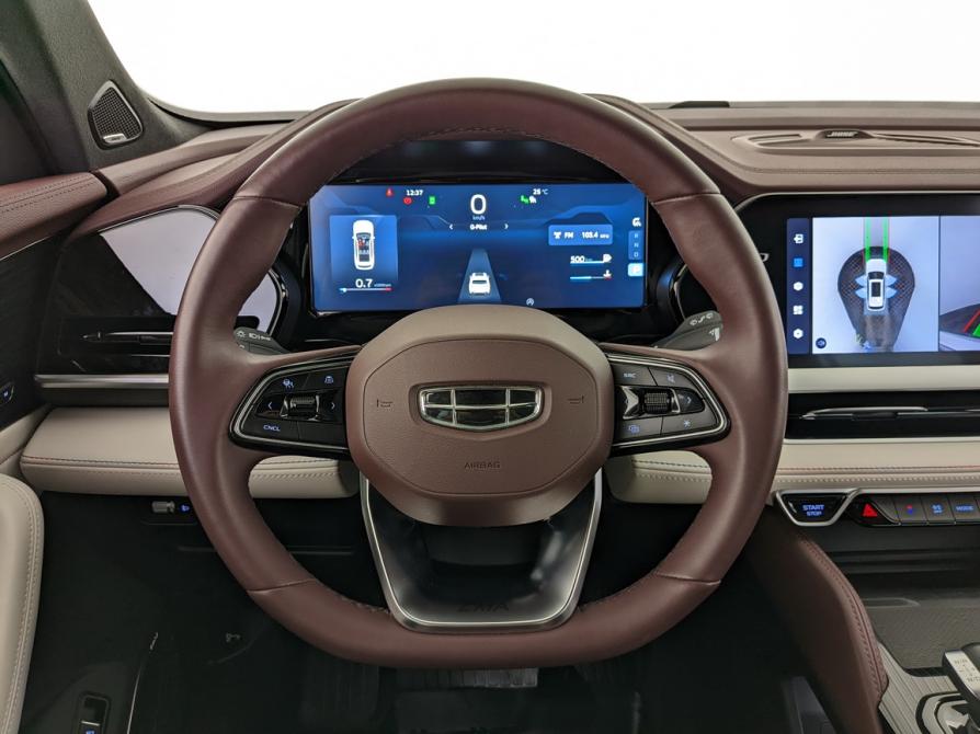 Geely Monjaro I Москва  - изображение 25