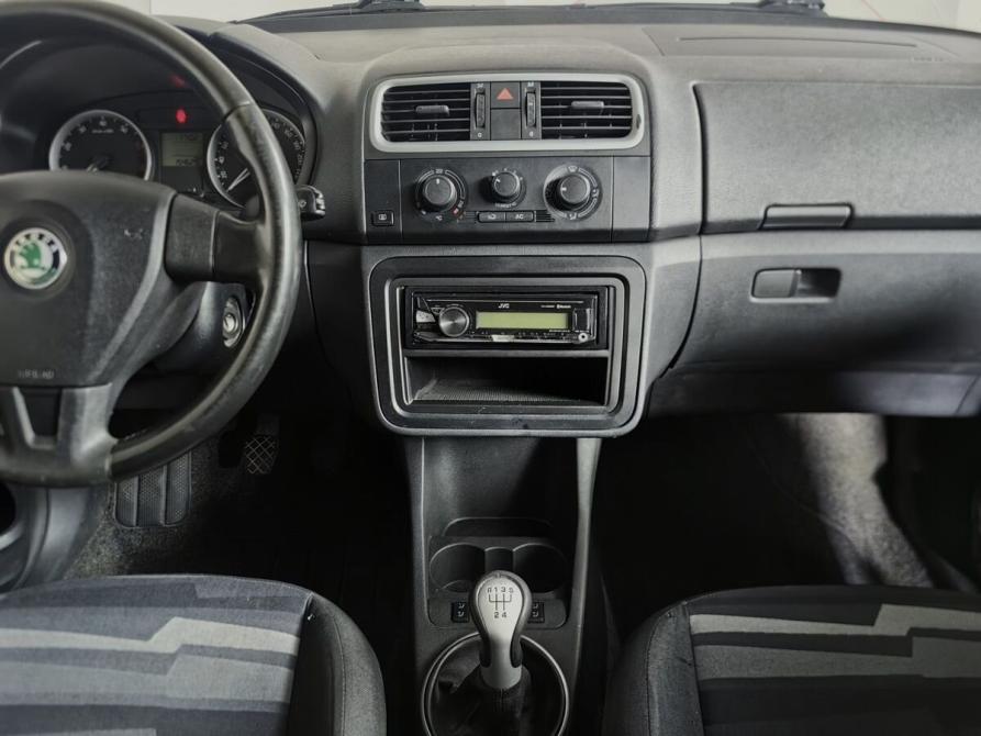 Skoda Fabia II Москва  - изображение 14