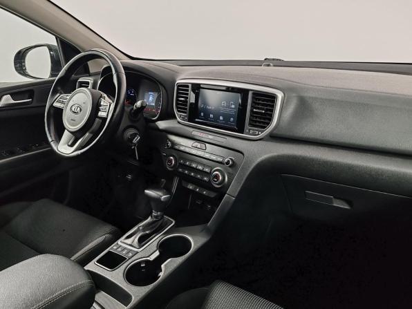 Kia Sportage IV Рестайлинг с пробегом 2018 года, цена 1 820 000 рублей, 181384 км, внедорожник, Автокод Объявления