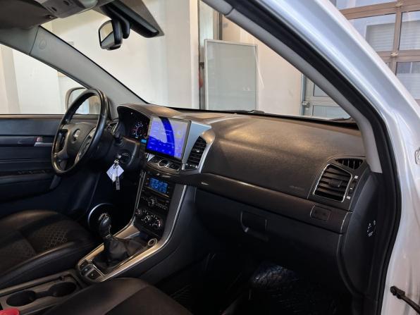 Chevrolet Captiva I Рестайлинг 2 с пробегом 2014 года, цена 1 385 000 рублей, 265705 км, внедорожник, Автокод Объявления