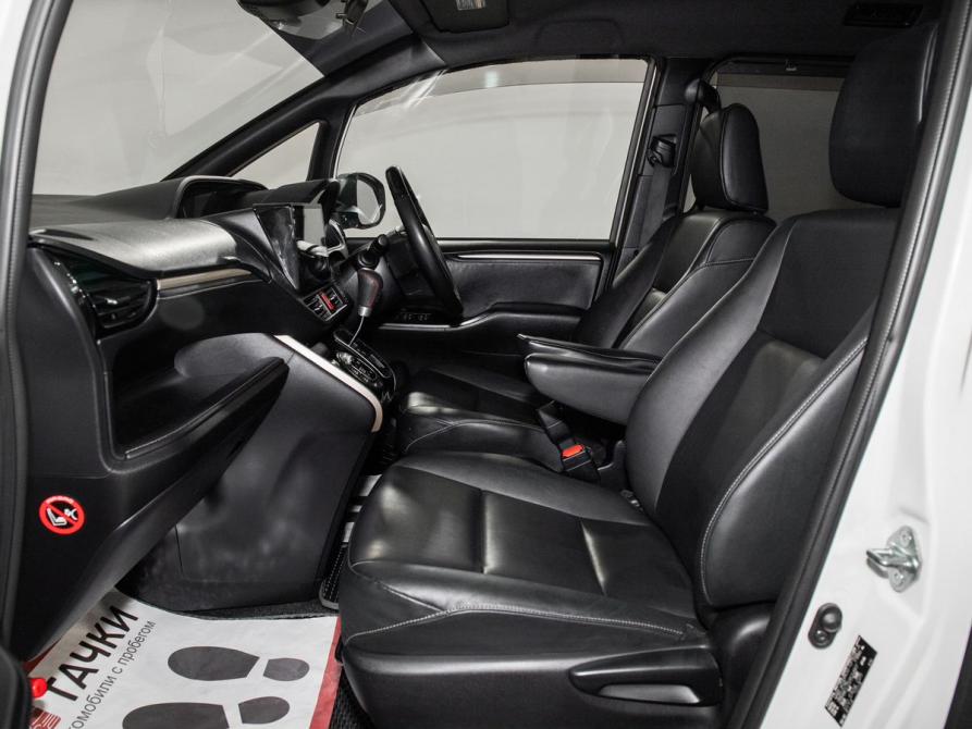 Toyota Esquire I Иркутск  - изображение 6
