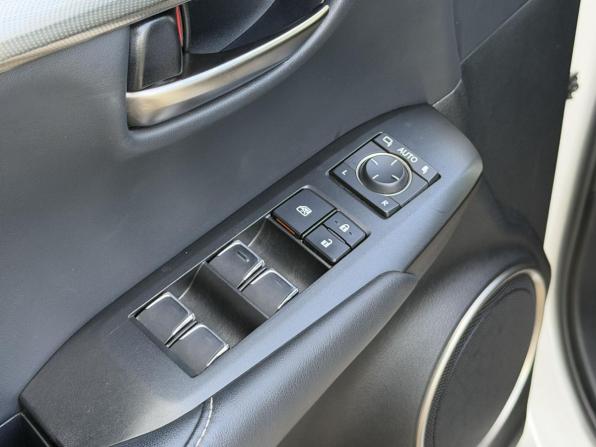 Lexus NX I Рестайлинг с пробегом 2019 года, цена 2 999 000 рублей, 187614 км, внедорожник, Автокод Объявления
