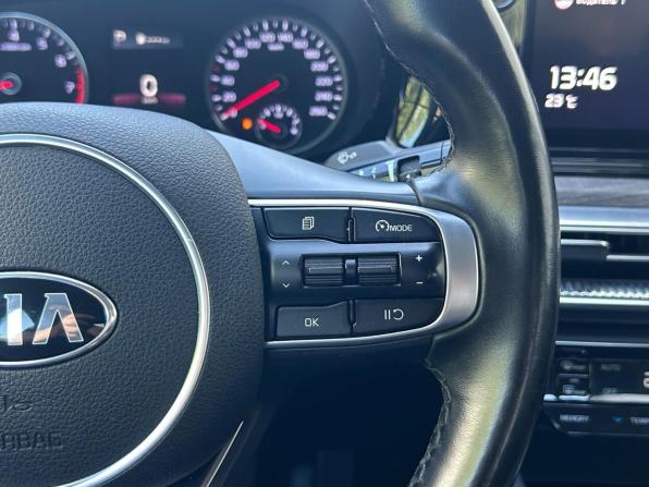 Kia K5 III с пробегом 2021 года, цена 2 470 000 рублей, 88560 км, седан, Автокод Объявления