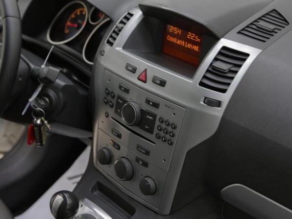 Opel Zafira B Рестайлинг с пробегом 2012 года, цена 529 000 рублей, 134897 км, компактвэн, Автокод Объявления