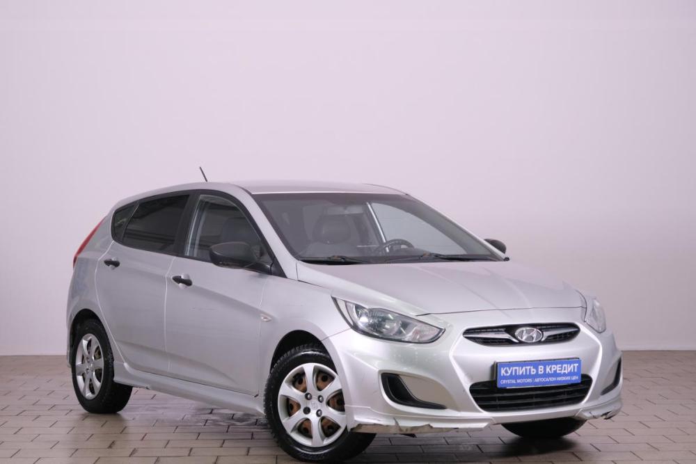Hyundai Solaris I Омск  - изображение 1