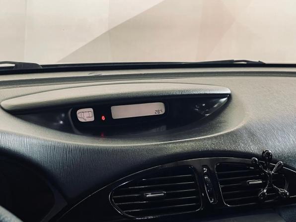 Renault Laguna II с пробегом 2004 года, цена 380 000 рублей, 354000 км, лифтбек, Автокод Объявления