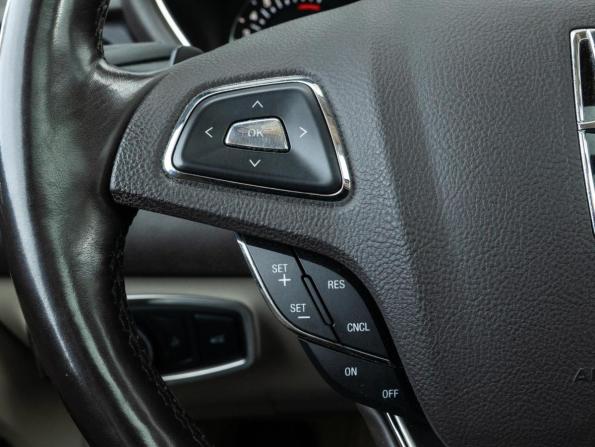 Lincoln MKC I Рестайлинг с пробегом 2018 года, цена 2 599 000 рублей, 101760 км, внедорожник, Автокод Объявления
