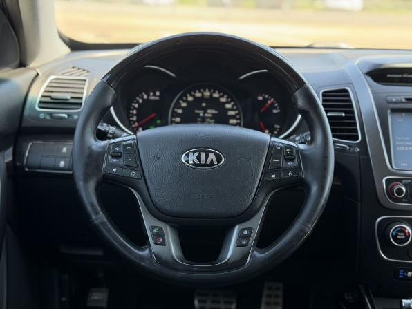 Kia Sorento II Рестайлинг с пробегом 2016 года, цена 2 300 000 рублей, 152000 км, внедорожник, Автокод Объявления