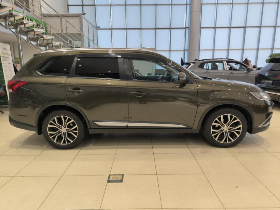 Mitsubishi Outlander III Рестайлинг 2 Казань  - изображение 5