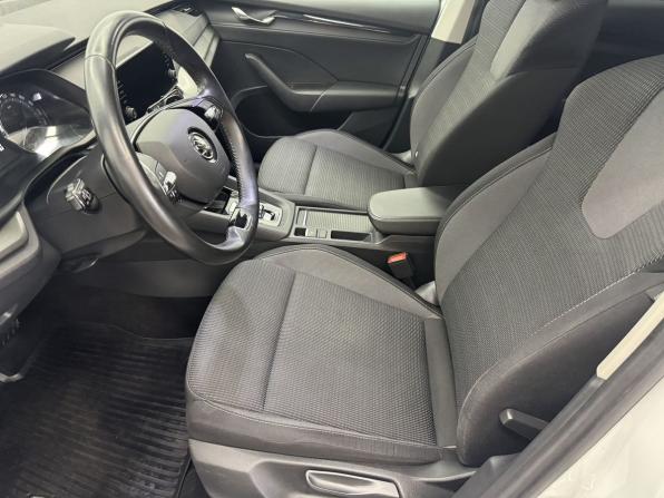 Skoda Octavia IV (A8) с пробегом 2020 года, цена 2 184 000 рублей, 93551 км, лифтбек, Автокод Объявления