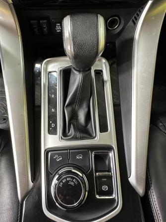 Mitsubishi Pajero Sport III с пробегом 2016 года, цена 2 999 000 рублей, 143471 км, внедорожник, Автокод Объявления