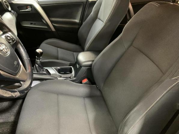 Toyota RAV4 IV (XA40) Рестайлинг с пробегом 2017 года, цена 2 274 582 рубля, 82403 км, внедорожник, Автокод Объявления