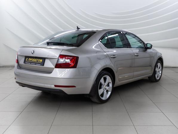 Skoda Octavia III (A7) Рестайлинг с пробегом 2020 года, цена 2 208 000 рублей, 88473 км, лифтбек, Автокод Объявления