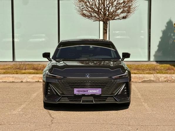 Changan UNI-V I с пробегом 2024 года, цена 2 250 000 рублей, 38000 км, лифтбек, Автокод Объявления