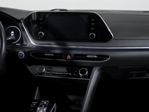 Hyundai Sonata VIII (DN8) с пробегом 2021 года, цена 2 990 000 рублей, 42337 км, седан, Автокод Объявления