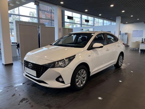 Hyundai Solaris II Рестайлинг с пробегом 2022 года, цена 1 774 000 рублей, 97425 км, седан, Автокод Объявления