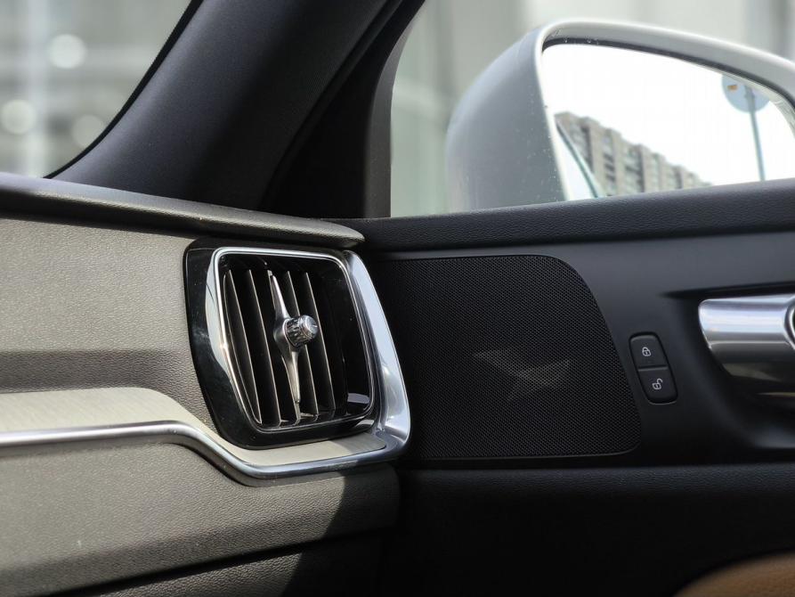 Volvo V60 Cross Country II Санкт-Петербург  - изображение 21