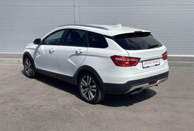Lada (ВАЗ) Vesta I с пробегом 2018 года, цена 890 000 рублей, 126525 км, универсал, Автокод Объявления