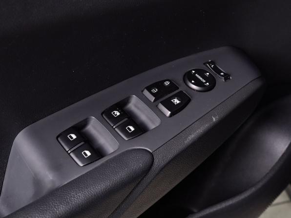 Hyundai Solaris II с пробегом 2020 года, цена 1 490 000 рублей, 88000 км, седан, Автокод Объявления