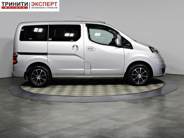 Nissan NV200 с пробегом 2019 года, цена 1 757 000 рублей, 117338 км, минивэн, Автокод Объявления