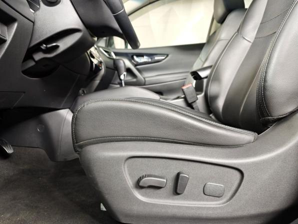 Nissan Qashqai II с пробегом 2017 года, цена 1 695 000 рублей, 79639 км, внедорожник, Автокод Объявления