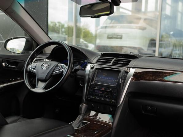 Toyota Camry VII (XV50) Рестайлинг с пробегом 2015 года, цена 2 200 000 рублей, 179623 км, седан, Автокод Объявления