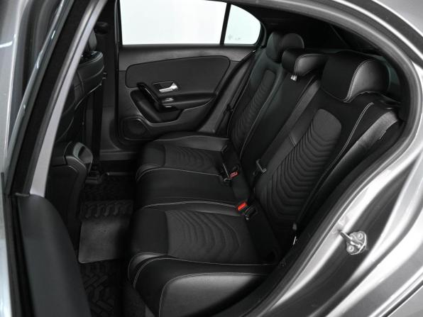 Mercedes-Benz A-Класс IV (W177) с пробегом 2019 года, цена 2 049 000 рублей, 122480 км, хэтчбек, Автокод Объявления