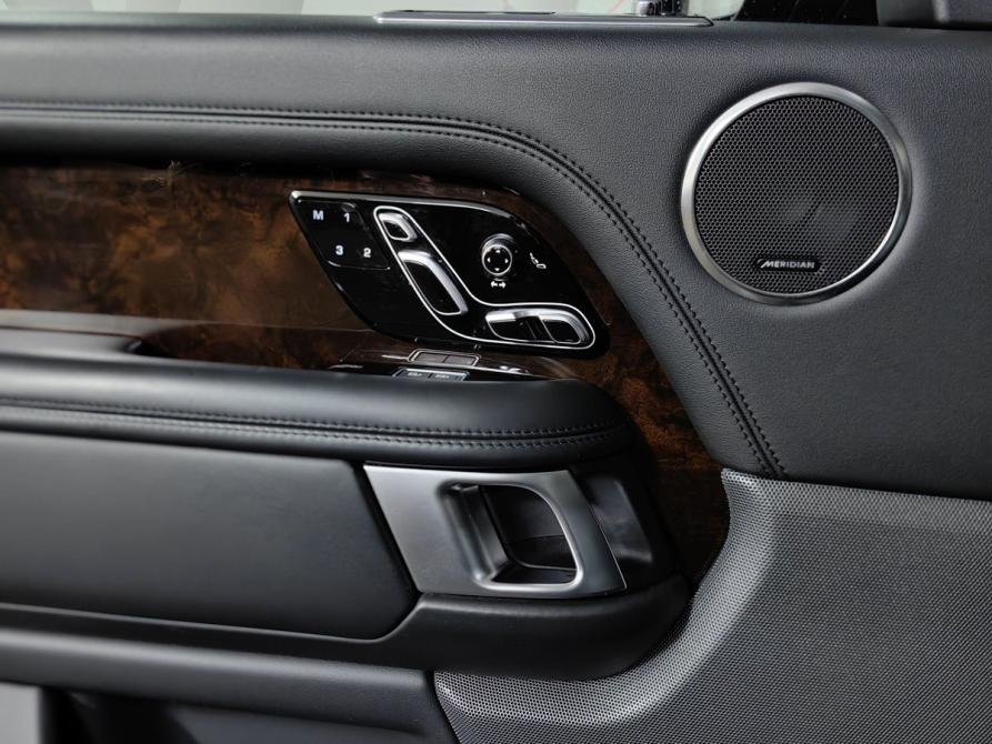 Land Rover Range Rover IV Рестайлинг Москва  - изображение 20