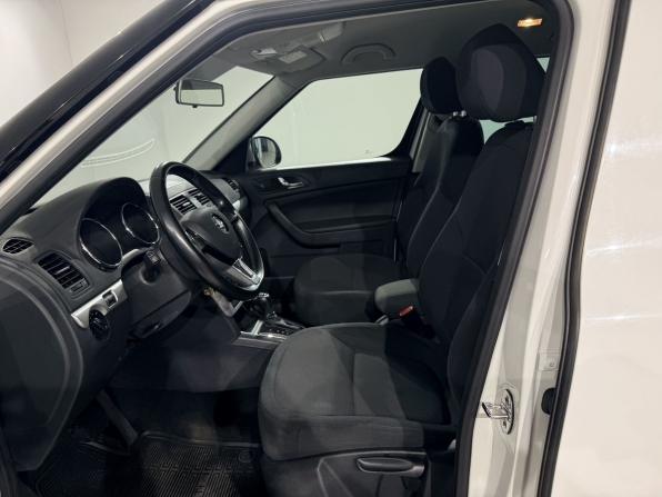 Skoda Yeti I Рестайлинг с пробегом 2015 года, цена 1 249 000 рублей, 80497 км, внедорожник, Автокод Объявления