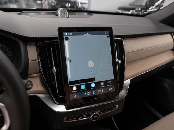 Volvo XC90 II Рестайлинг 2 с пробегом 2025 года, цена 9 700 000 рублей, 15 км, внедорожник, Автокод Объявления