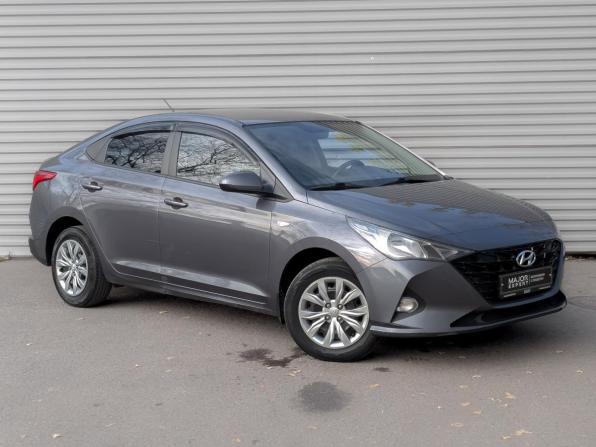 Hyundai Solaris II Рестайлинг с пробегом 2021 года, цена 1 485 000 рублей, 93652 км, седан, Автокод Объявления