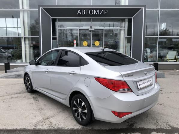 Hyundai Solaris I Рестайлинг с пробегом 2015 года, цена 670 000 рублей, 248000 км, седан, Автокод Объявления