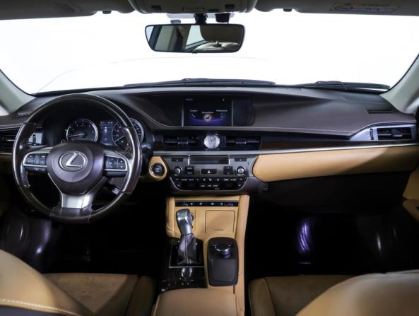 Lexus ES VI Рестайлинг с пробегом 2017 года, цена 2 890 000 рублей, 128941 км, седан, Автокод Объявления