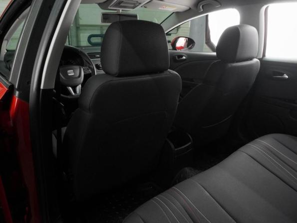 SEAT Leon II Рестайлинг с пробегом 2012 года, цена 719 000 рублей, 141390 км, хэтчбек, Автокод Объявления