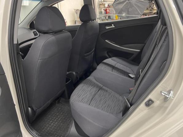 Hyundai Solaris I Рестайлинг с пробегом 2015 года, цена 1 099 000 рублей, 95605 км, хэтчбек, Автокод Объявления