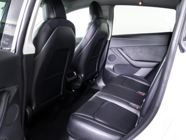 Tesla Model Y I с пробегом 2021 года, цена 4 133 098 рублей, 28138 км, внедорожник, Автокод Объявления