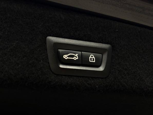BMW 7 серии VI (G11/G12) с пробегом 2015 года, цена 2 999 000 рублей, 187631 км, седан, Автокод Объявления