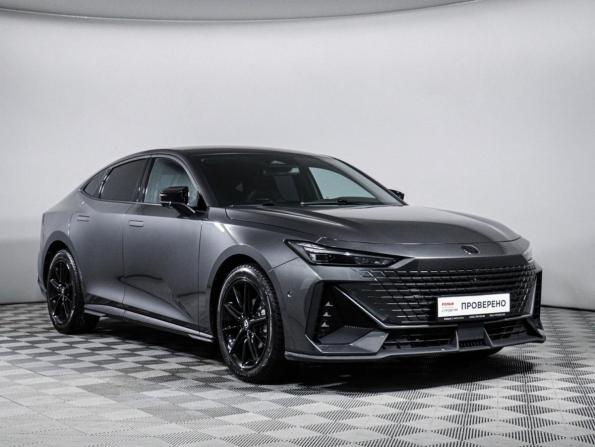 Changan UNI-V I с пробегом 2023 года, цена 2 150 000 рублей, 44114 км, лифтбек, Автокод Объявления