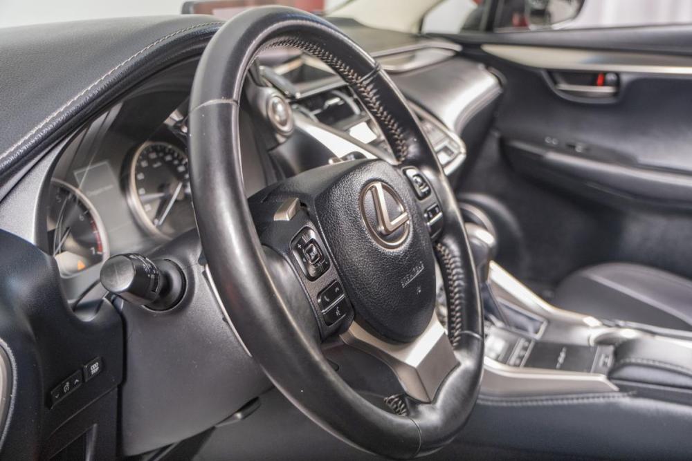 Lexus NX I Рестайлинг Томск  - изображение 13
